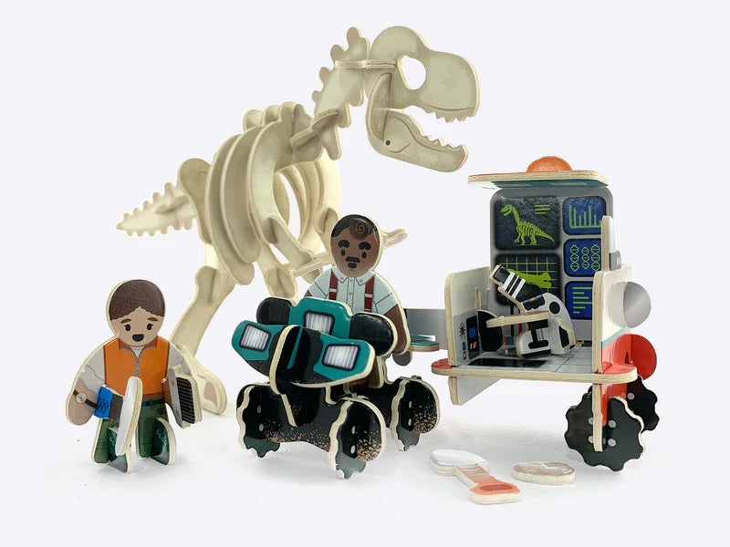 In in partnership with the Natural History Museum, discover the Dino Dig. Build the fossilised bones into a towering dinosaur, and study the finds in the mobile research lab. Contains 2 characters and a quad bike.
Made from our sustainably sourced FSC-certified Playboard, this playset is not only environmentally friendly, but also durable and long-lasting.
Great for engineering skills and storytelling