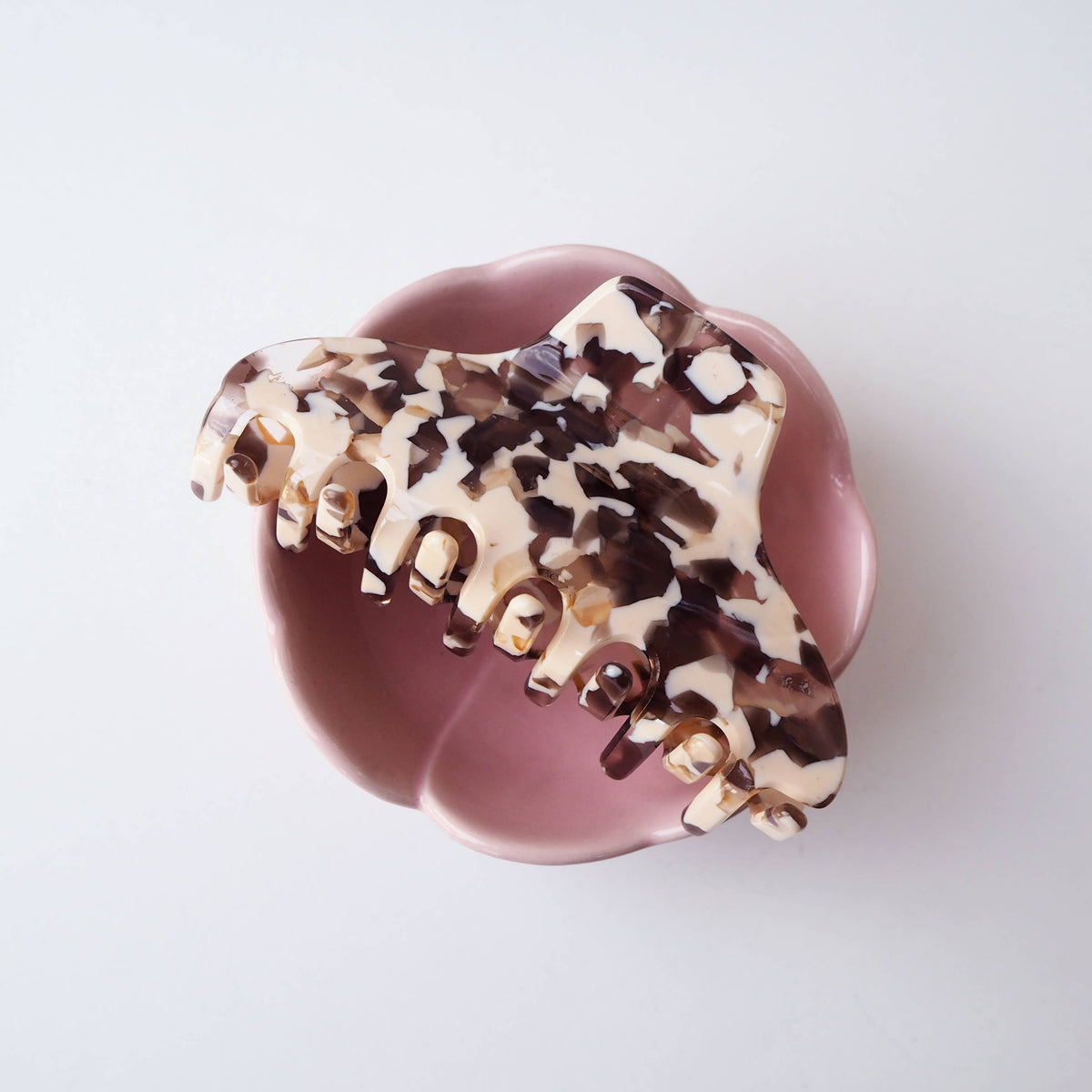 Eco-conscious pink and brown hair claw clip