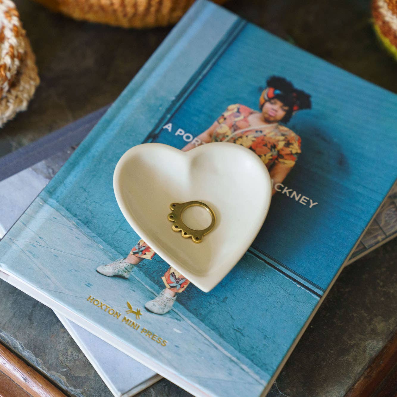 Heart-shaped soapstone jewellery dish, hand carved in Nairobi from sustainable Kenyan stone with natural colour variations.