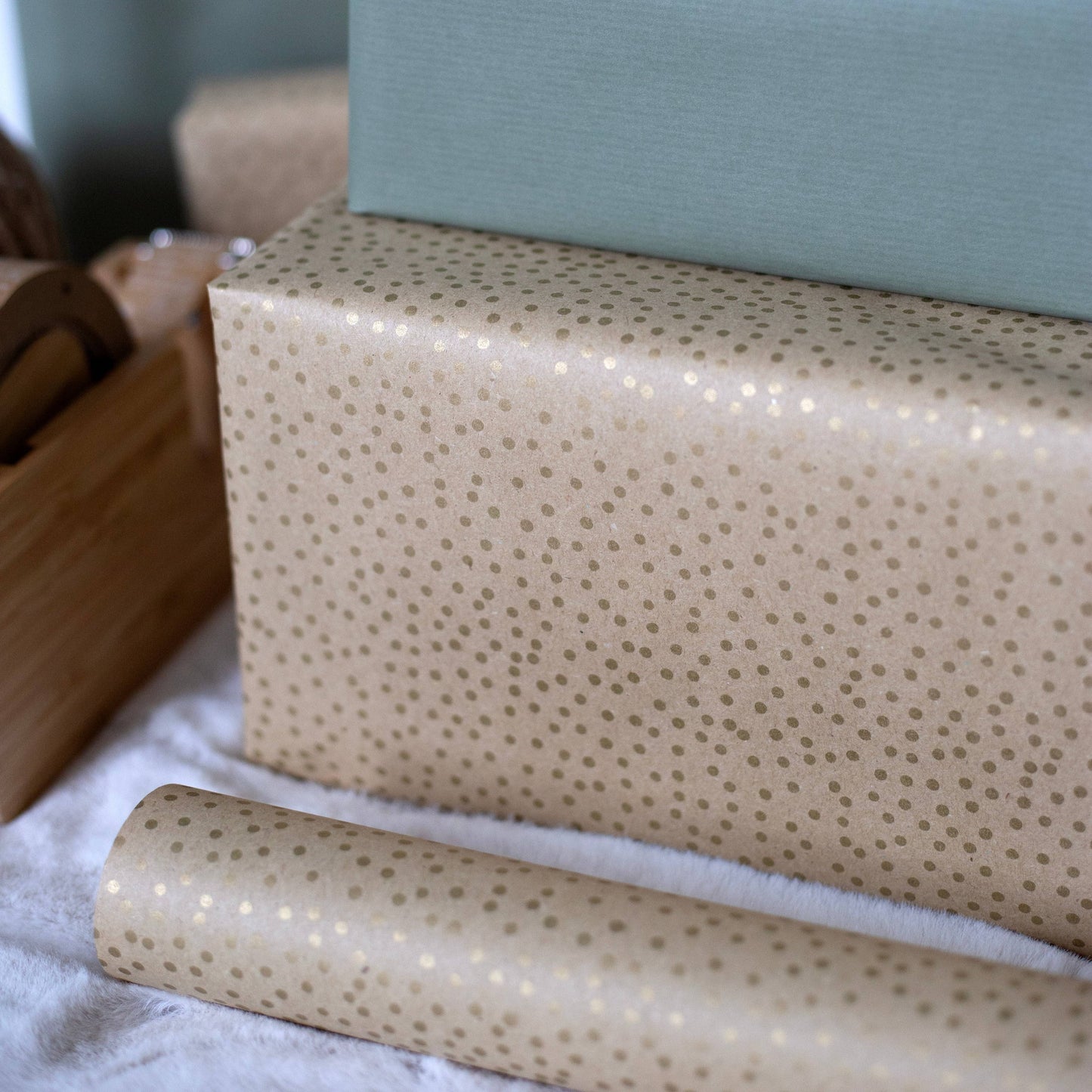 Brown with Gold Dot Kraft Wrapping Paper – 5m Roll, 100% Recycled & Recyclable, Sustainable Gift Wrap
