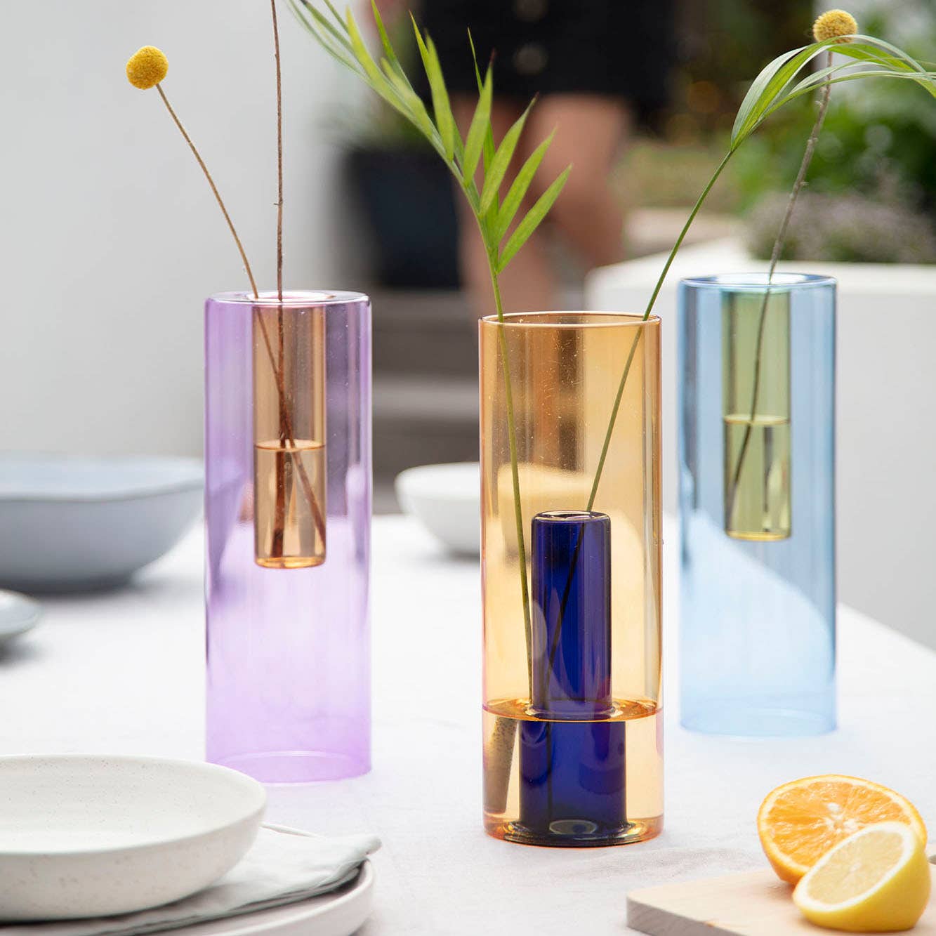 Block Design Reversible Glass Vase – Large with full floral arrangement.