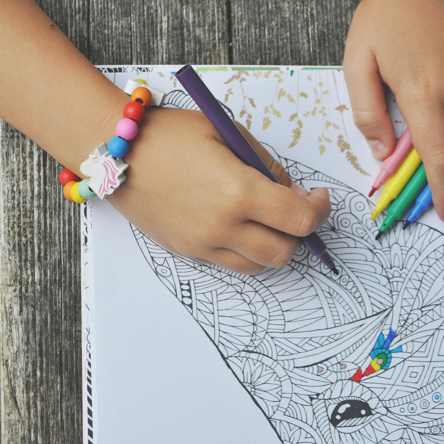 Sustainable unicorn bracelet craft kit for kids, plastic-free and hand-assembled