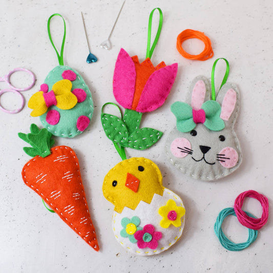 Contents of Easter Felt Craft Kit in recyclable lilac box