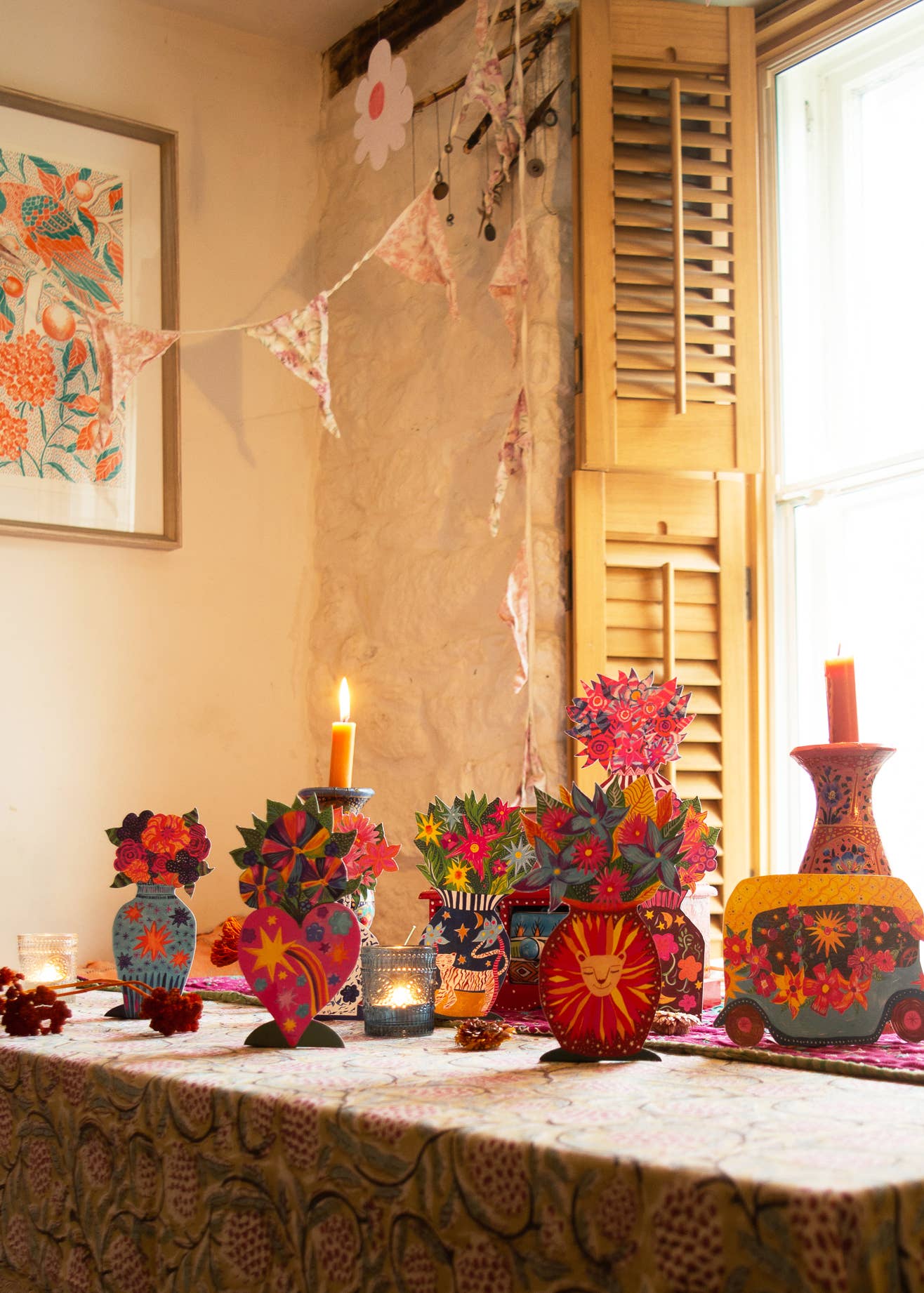 Magical Pop-Up Tiger Vase Card next to other eco-friendly products