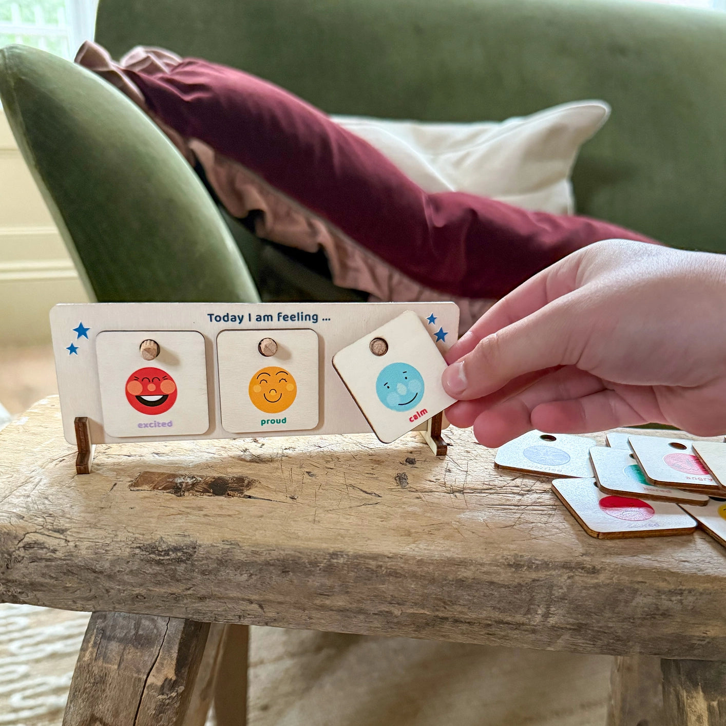 Emotional intelligence learning tool with 16 wooden feelings tokens, sustainable and plastic free