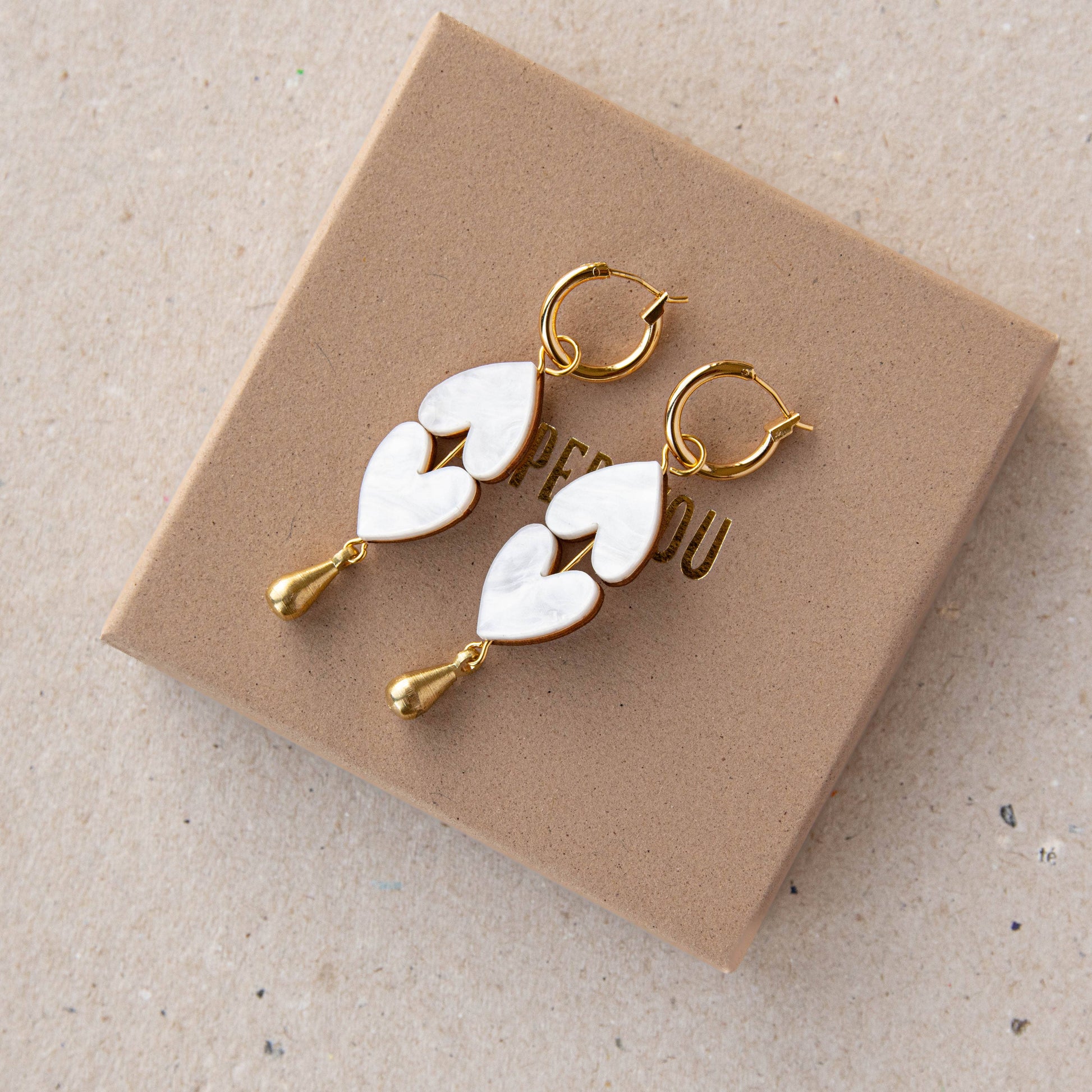 Queen of Hearts drop earrings front view