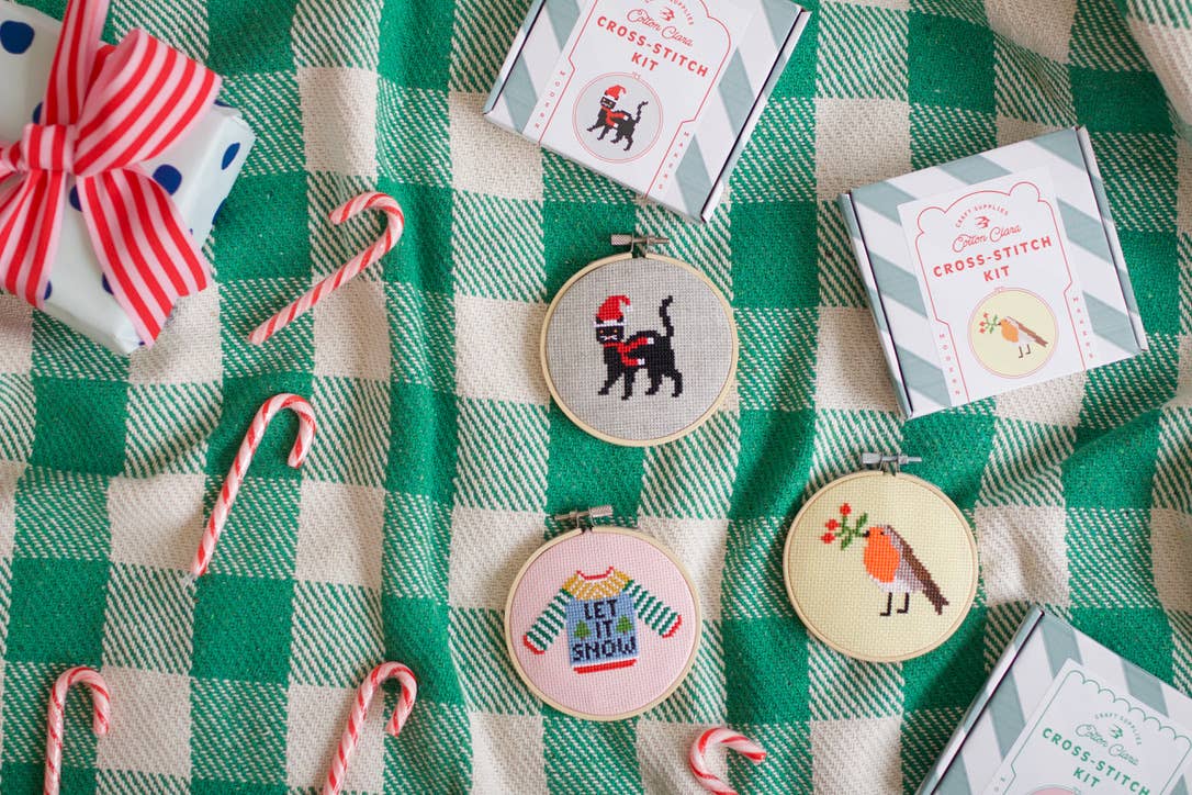 Festive robin embroidery hoop art on display
