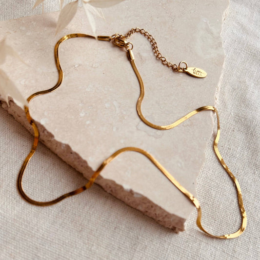 Little Nell slim snake chain necklace, gold plated, 45cm, hypoallergenic.