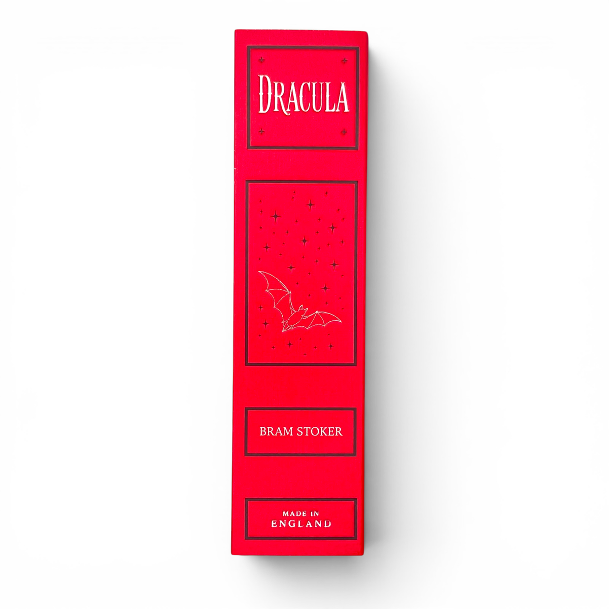 Close up of 13cm long thick matches from the Dracula matchbox