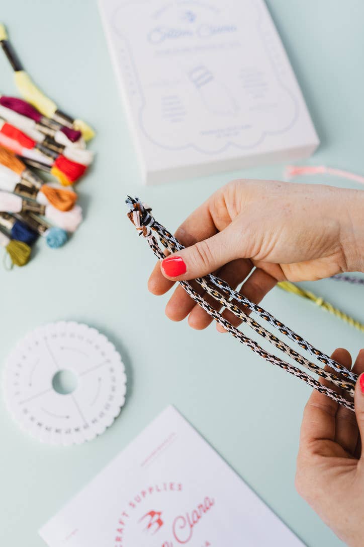 Instructional diagram for Japanese braiding technique