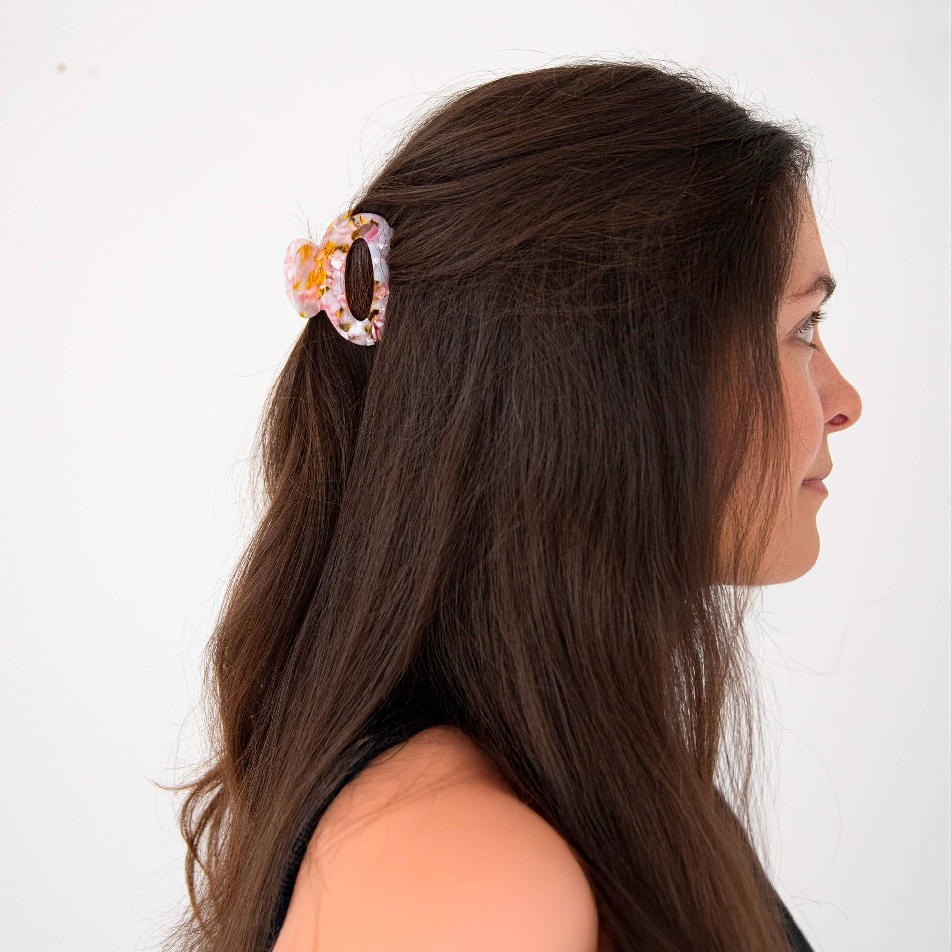 Sustainable hair styling accessory from Forget Me Not and Green