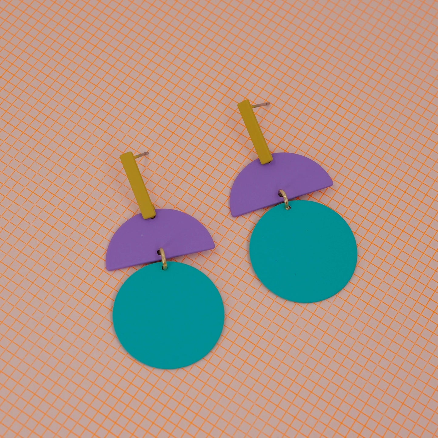 Hypoallergenic statement earrings in blue and orange