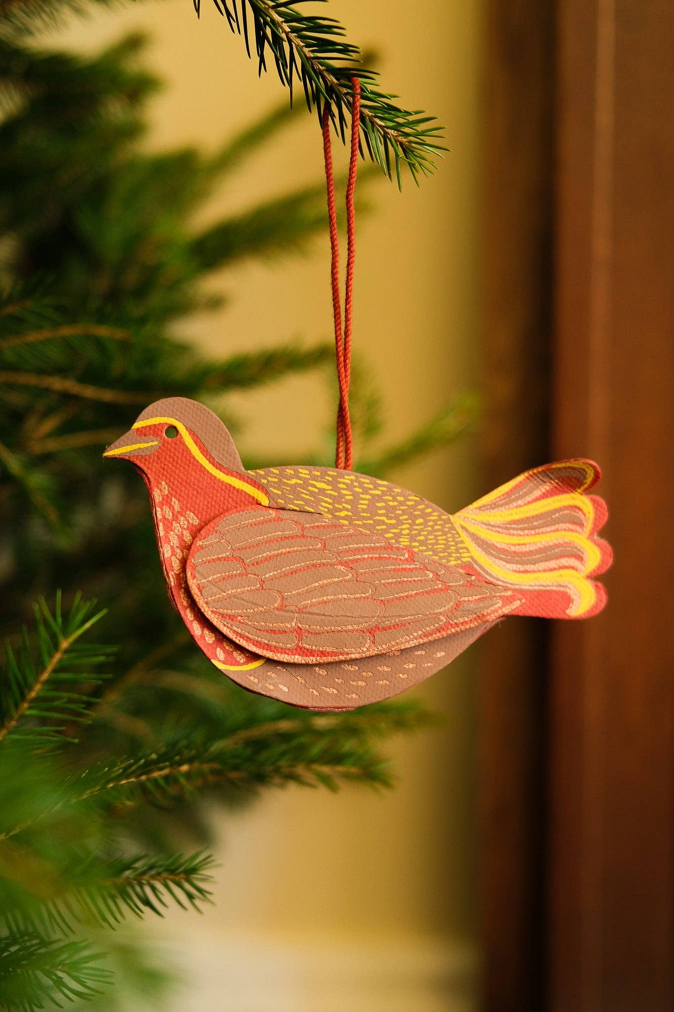 Handmade robin decoration, a delightful and ethical choice