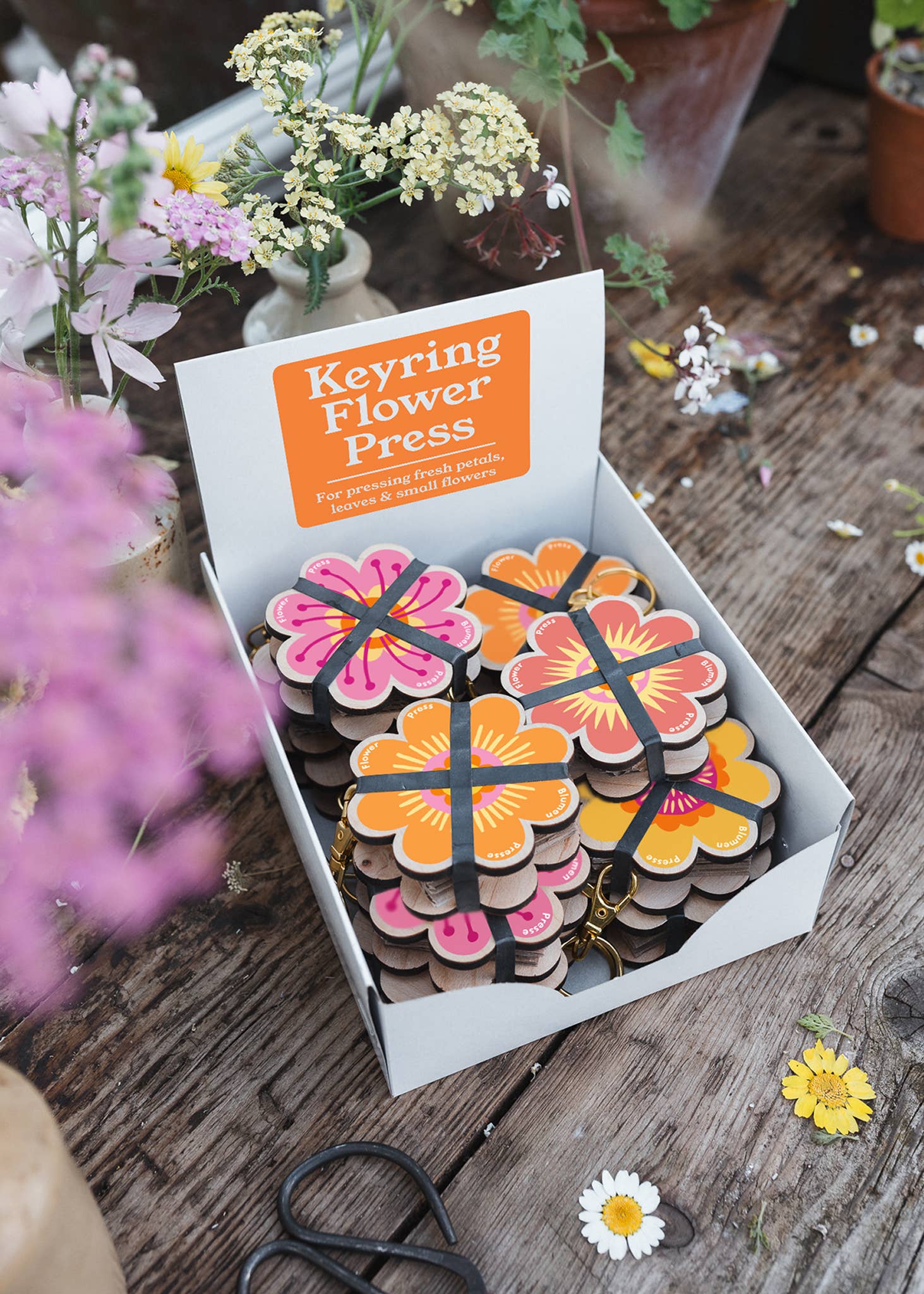 Keyring Flower Press in Orange and Pink