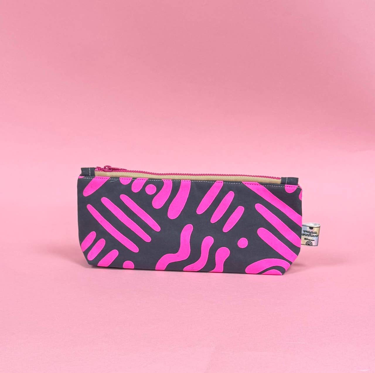 Eco-friendly zippered pouch for pens and makeup