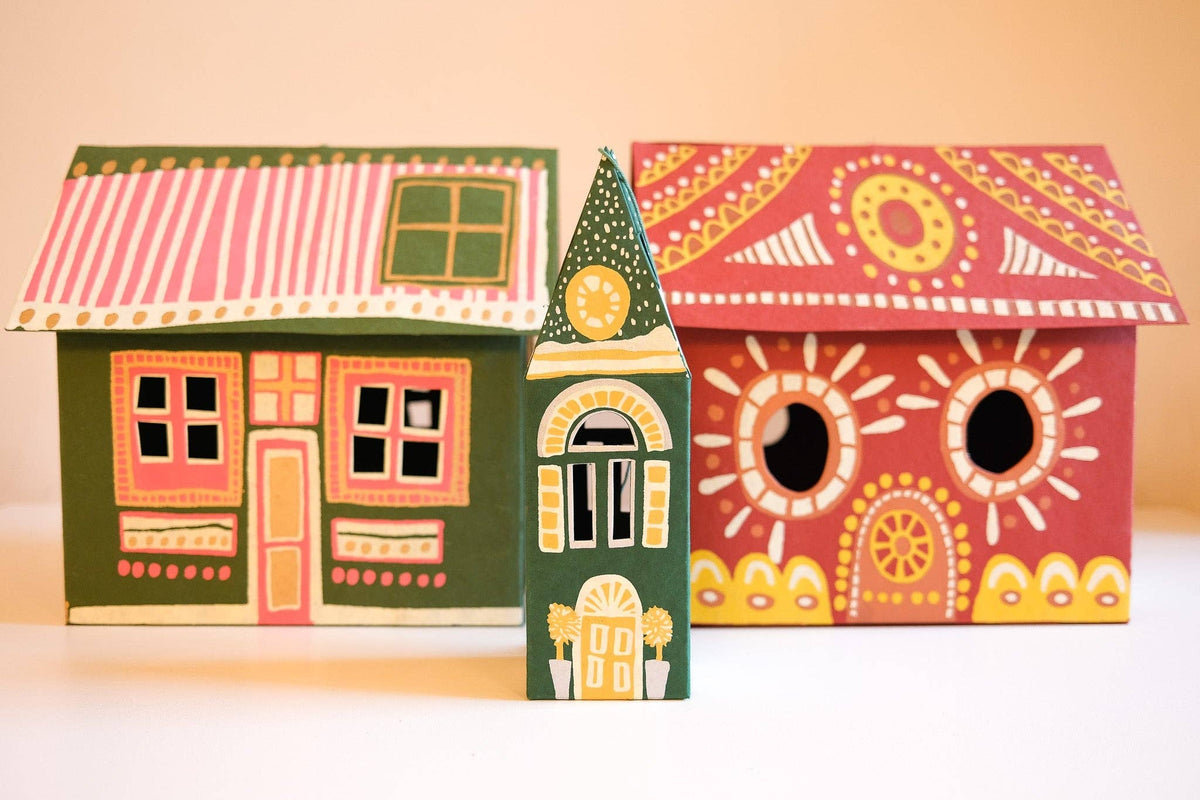 Artisan screen-printed large Scottish bothy Christmas ornament detail