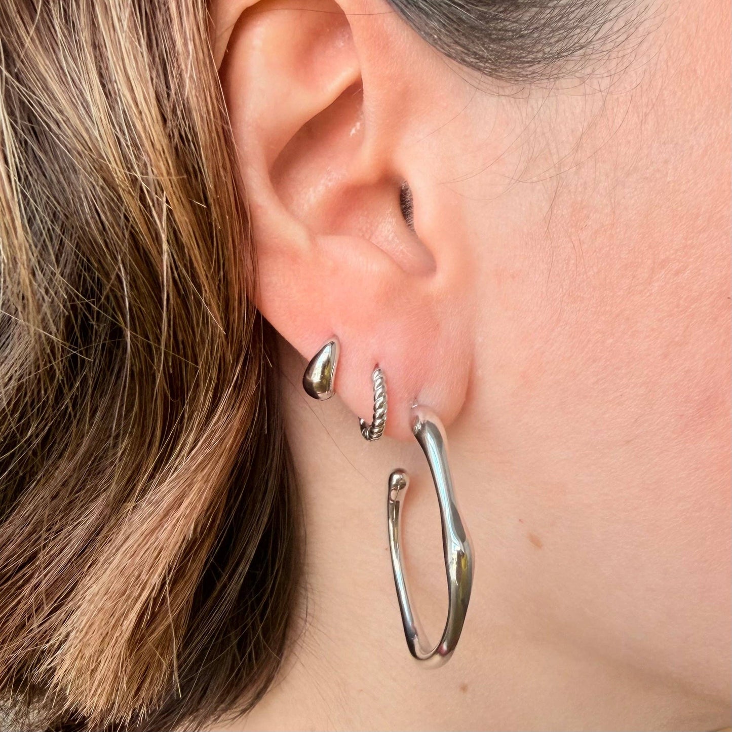 Dainty silver twisted rope hoop earrings