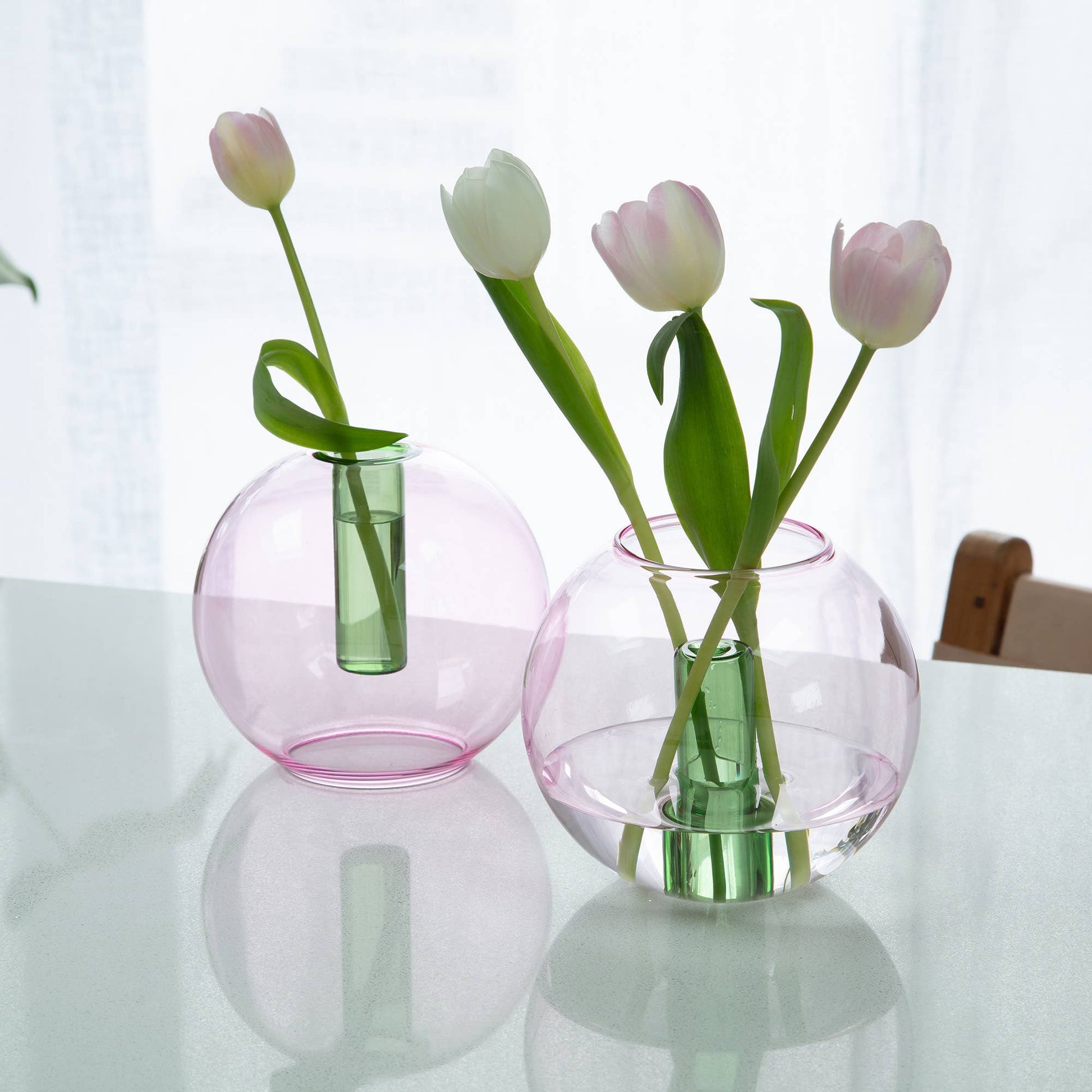 Stylishly flipped bubble glass vase