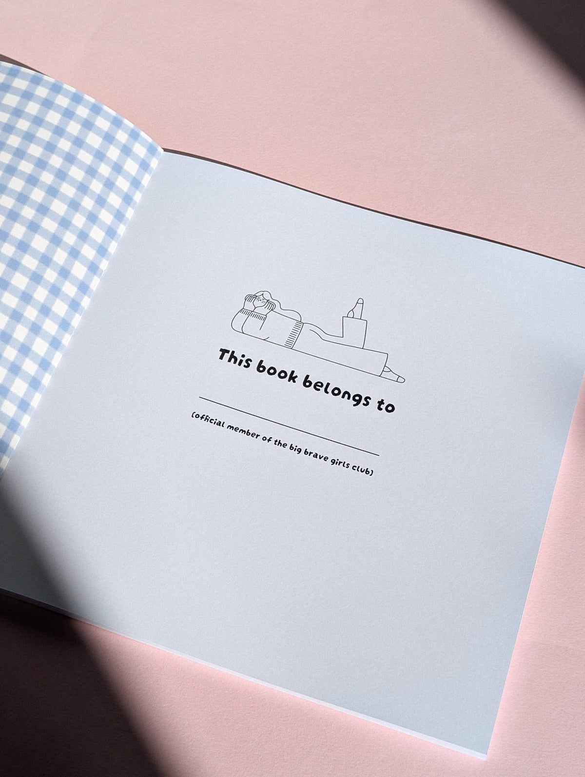 Hand-drawn cosy illustration from the colouring book