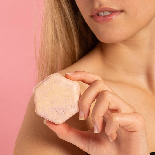 FRUU Grapefruit Garden Solid Shower Bar close up