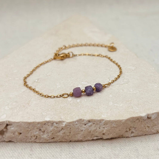 Little Nell amethyst trio bead bracelet, 18K gold-plated, waterproof and fully adjustable