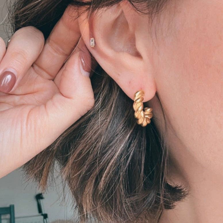 Rope Twist Hoops