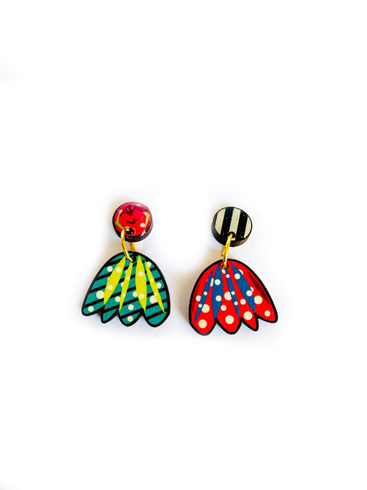 Mismatched petal-shaped laser-cut wood statement earrings (4×3 cm) with colourful resin finish, hypoallergenic, presented in a pearlescent gift box.