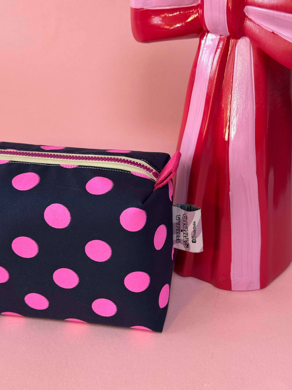 Handcrafted toiletry bag made in Dundee Scotland