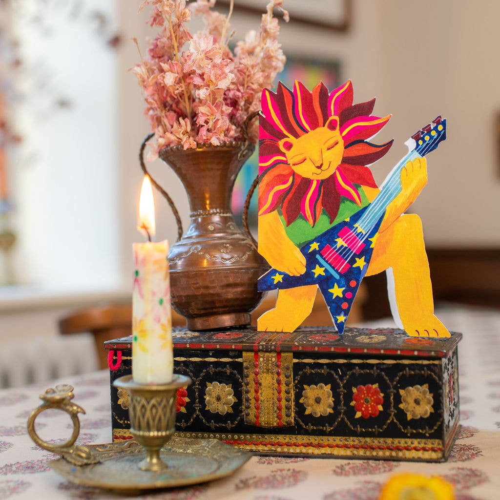 Sustainably sourced paper ornament lion card