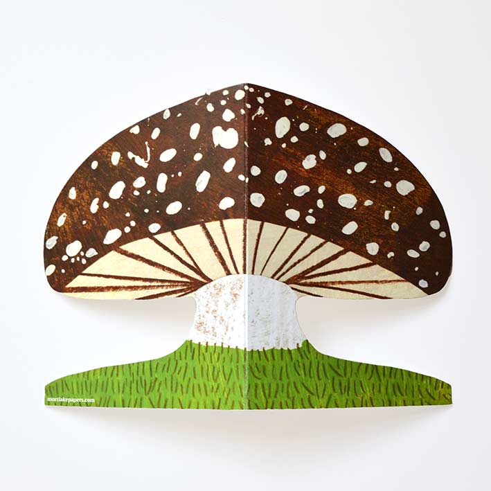 Plastic-free packaging for mushroom greeting card