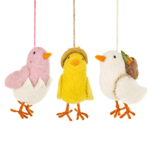 Shelly Chirpy Chick Wool Easter Decoration with Eggshell Trousers
