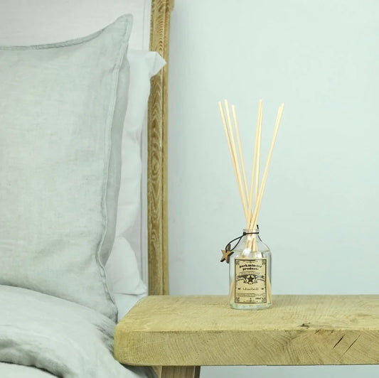 Parkminster Bluebell scented reed diffuser, floral green citrus, handmade in Cornwall, plastic free, 100ml.