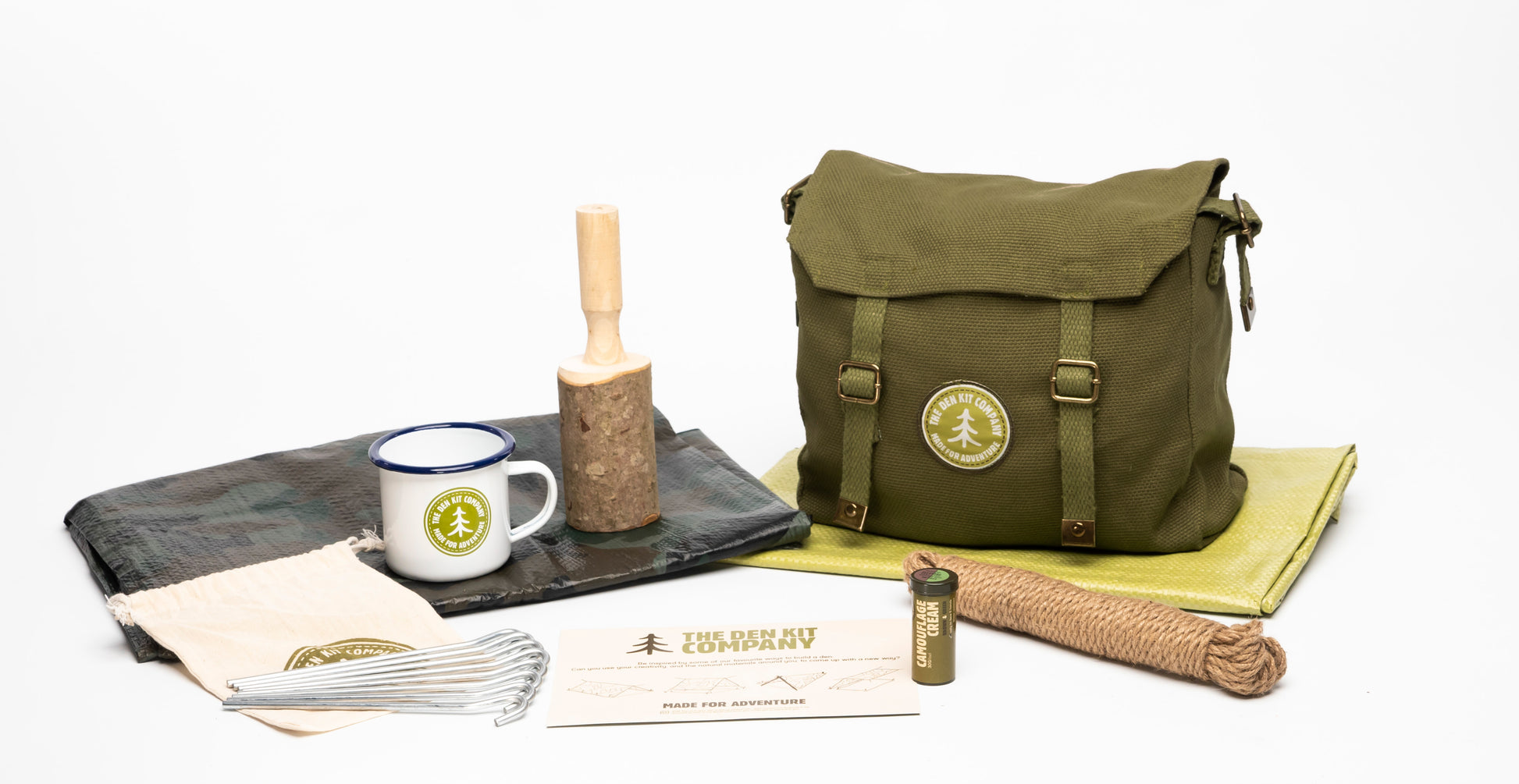 The contents of the Den Kit. Which includes:- a hefty haversack, durable groundsheet, tough camouflage tarpaulin, a wooden mallet, branded enamelware mug, Camouflage face paint in khaki and brown, 10 metres of strong, natural jute rope, 8 steel tent pegs, .
Helpful tips on den-building and inspiration