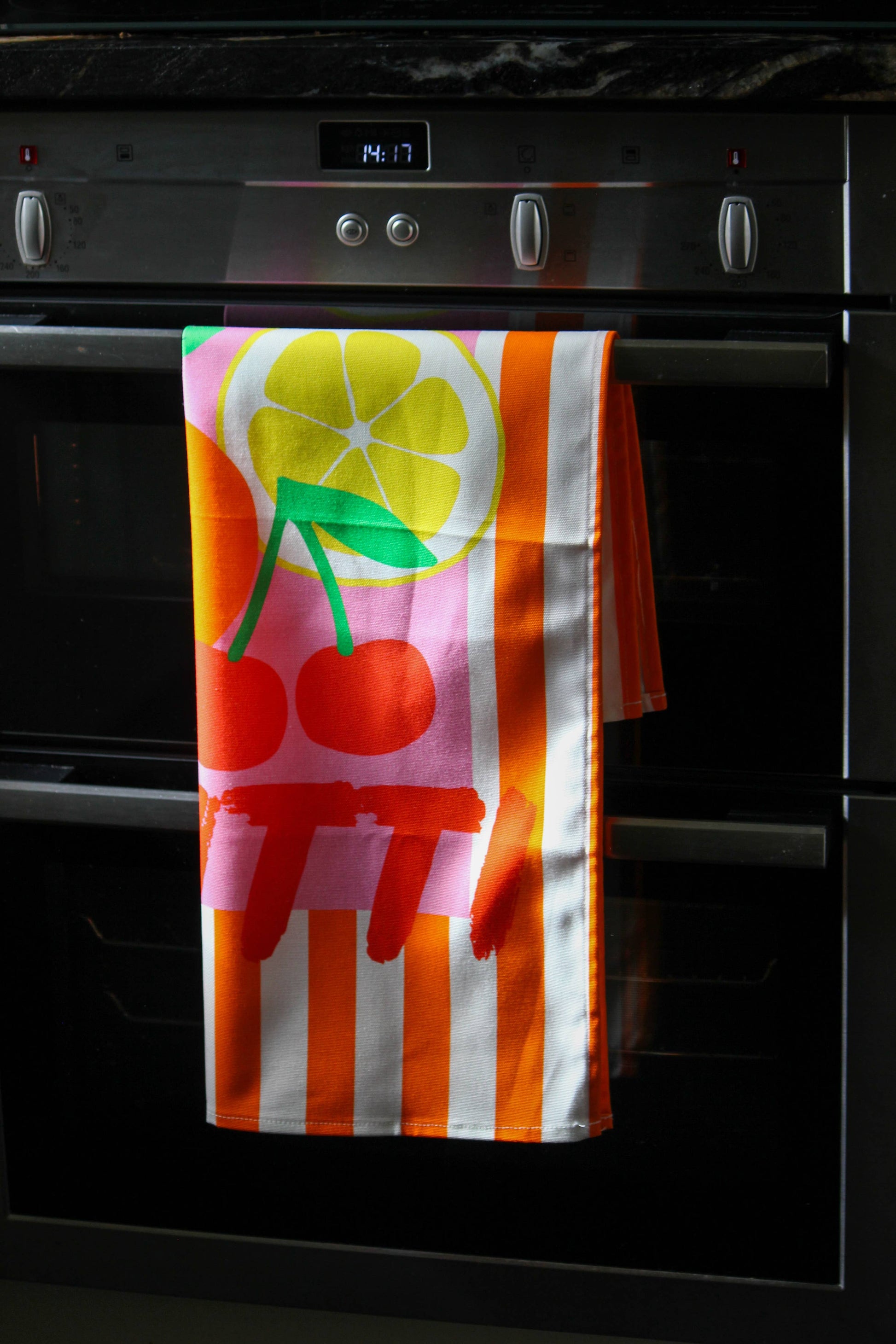 UK made 100% cotton tea towel with sustainable printing