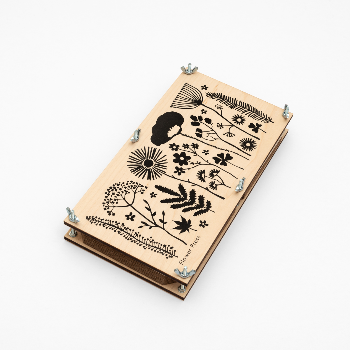 Studio Wald have supersized their flower press! This double length and double thickness press will hold even more blooms and will also accommodate stems and leaves for a more varied collection. Featuring a stylish monochrome print the press comes complete with 8 sheets of corrugated card and 14 of sugar paper.