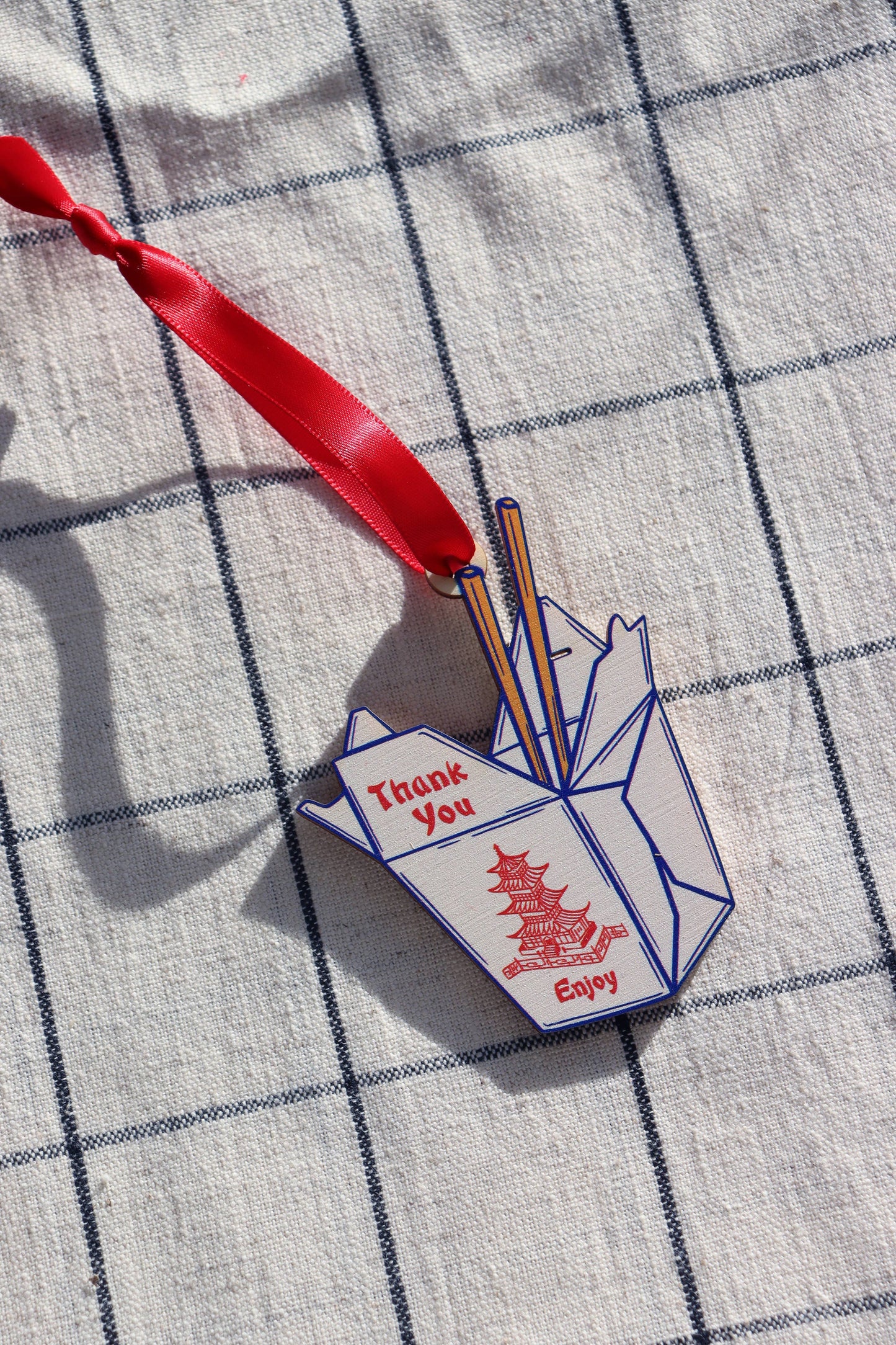 Playful wooden takeaway box Christmas tree decoration with pink ribbon