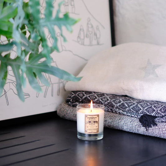 Large Tomato Leaf scented soy candle in clear recyclable glass jar, labelled and handmade by Parkminster with natural green herbal fragrance