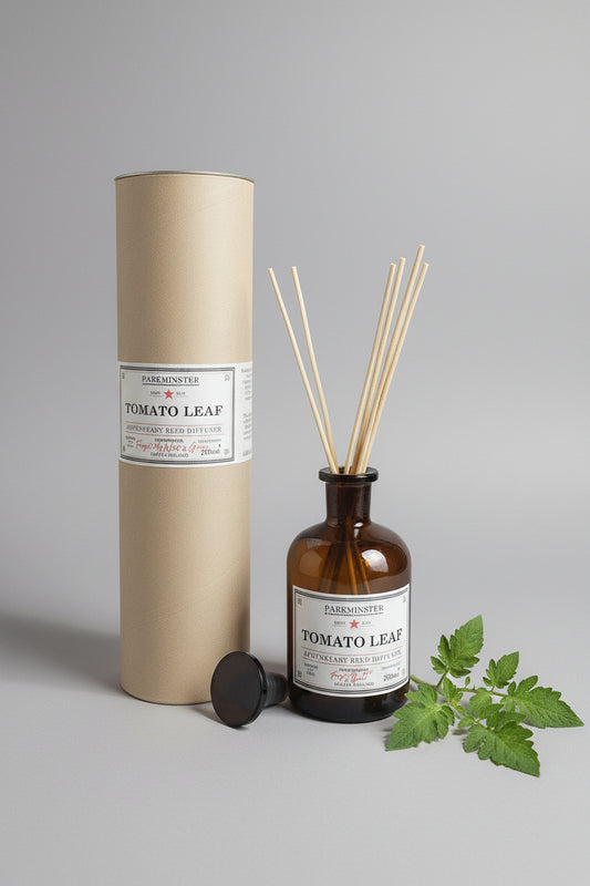 Parkminster Tomato Leaf diffuser in a brown apothecary glass bottle comes in kraft packaging.